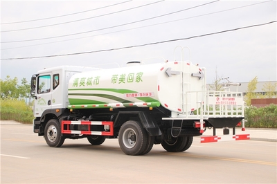 凱馬5噸園林綠化噴灑車與福田農(nóng)藥噴灑車、灑水車、洗掃車價(jià)格及選購(gòu)指南